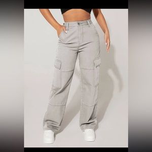 NWOT light grey cargo pants